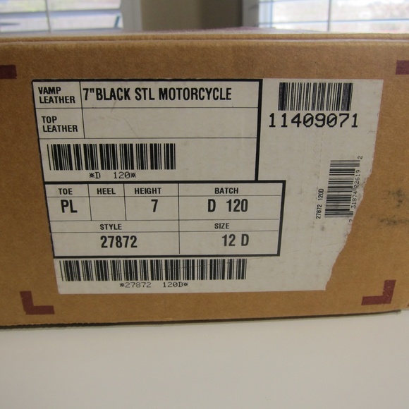 CHIPPEWA BLACK LEATHER BOOTS NIB - Picture 11 of 12